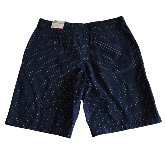 NWT Old Navy Size 32 Ultimate Slim Built-In Flex 10" Inseam Navy Polk Dot Shorts - Picture 2 of 13